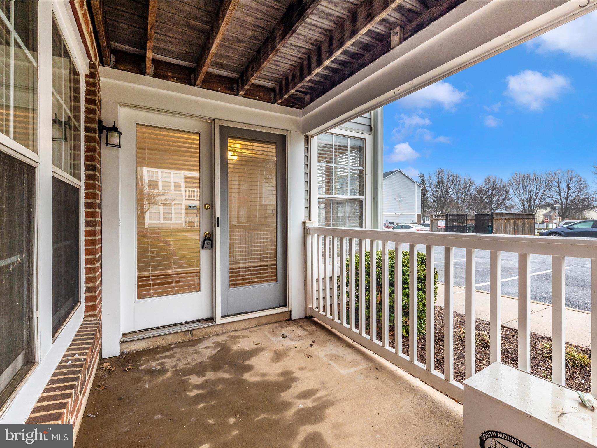 617 Himes Ave #Vi101