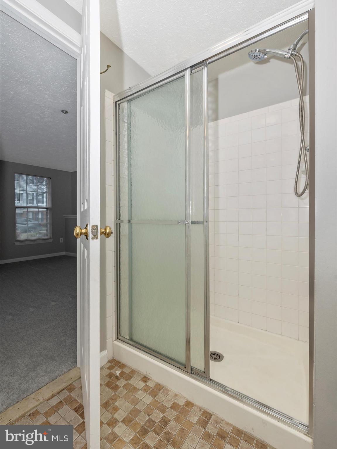 617 Himes Ave #Vi101