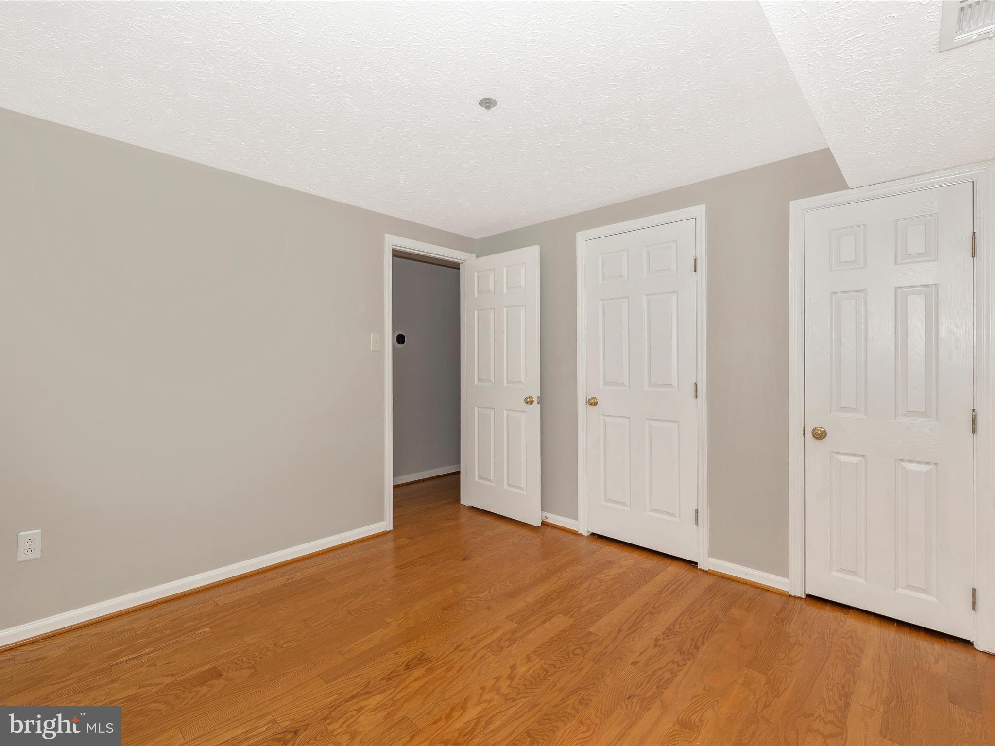 617 Himes Ave #Vi101