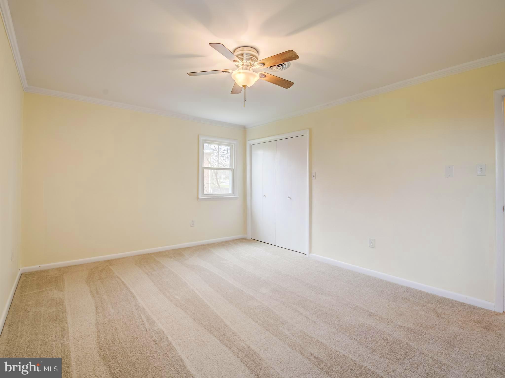 1233 Rosemont Dr