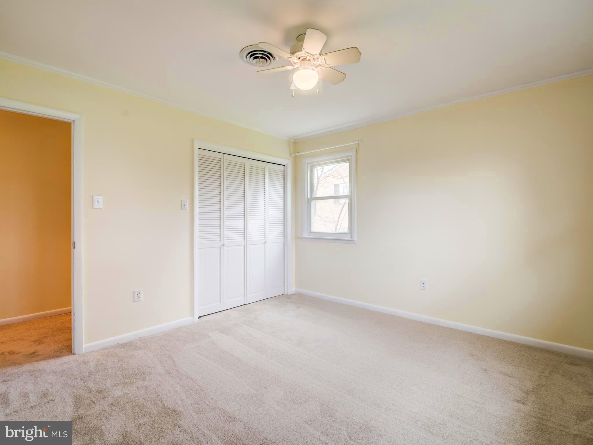 1233 Rosemont Dr