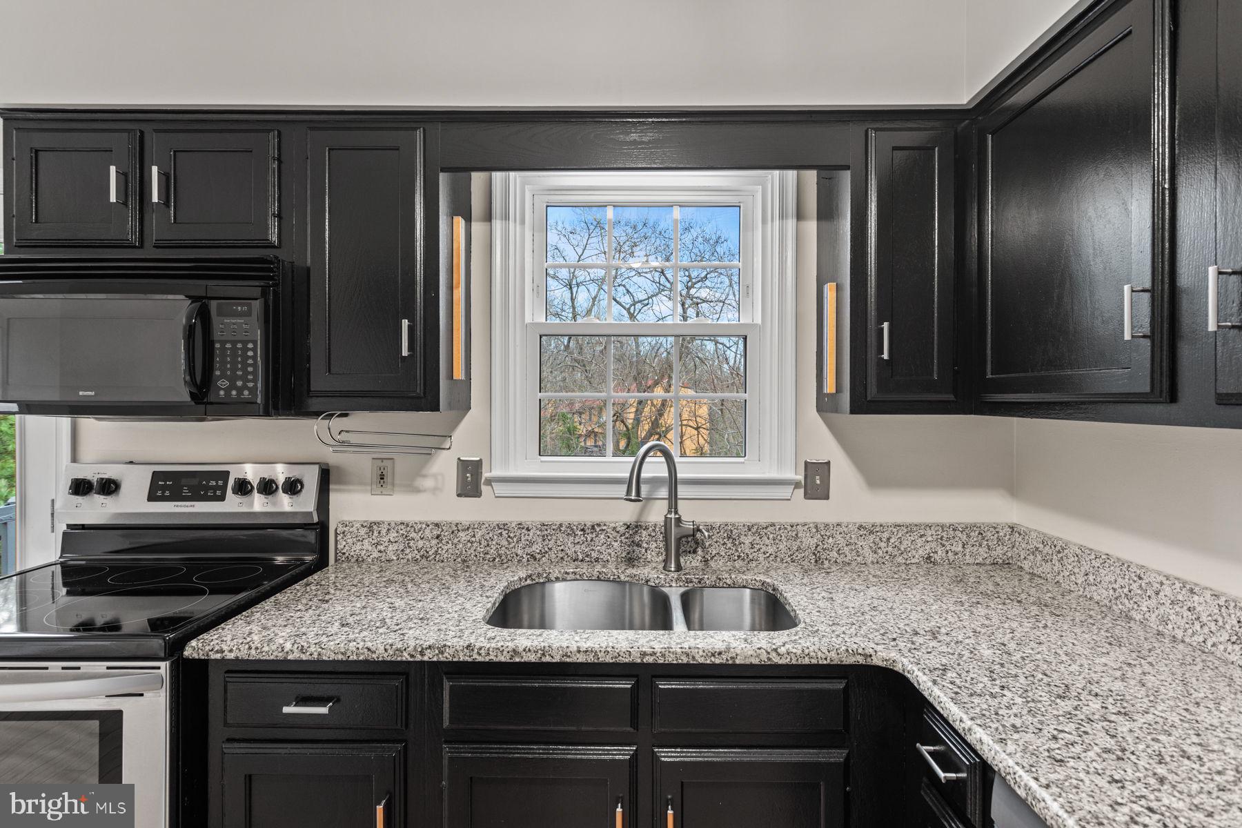 10610 High Beach Ct