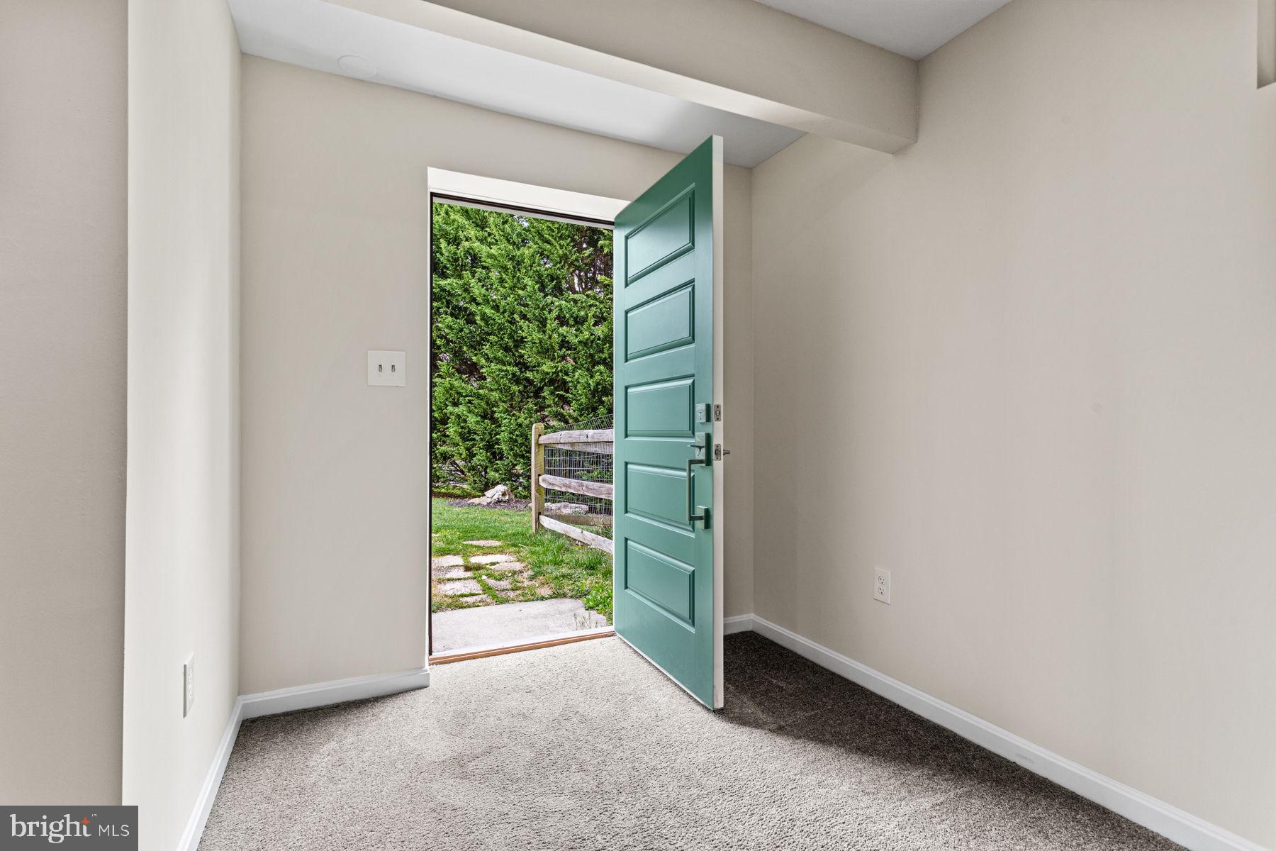 10610 High Beach Ct