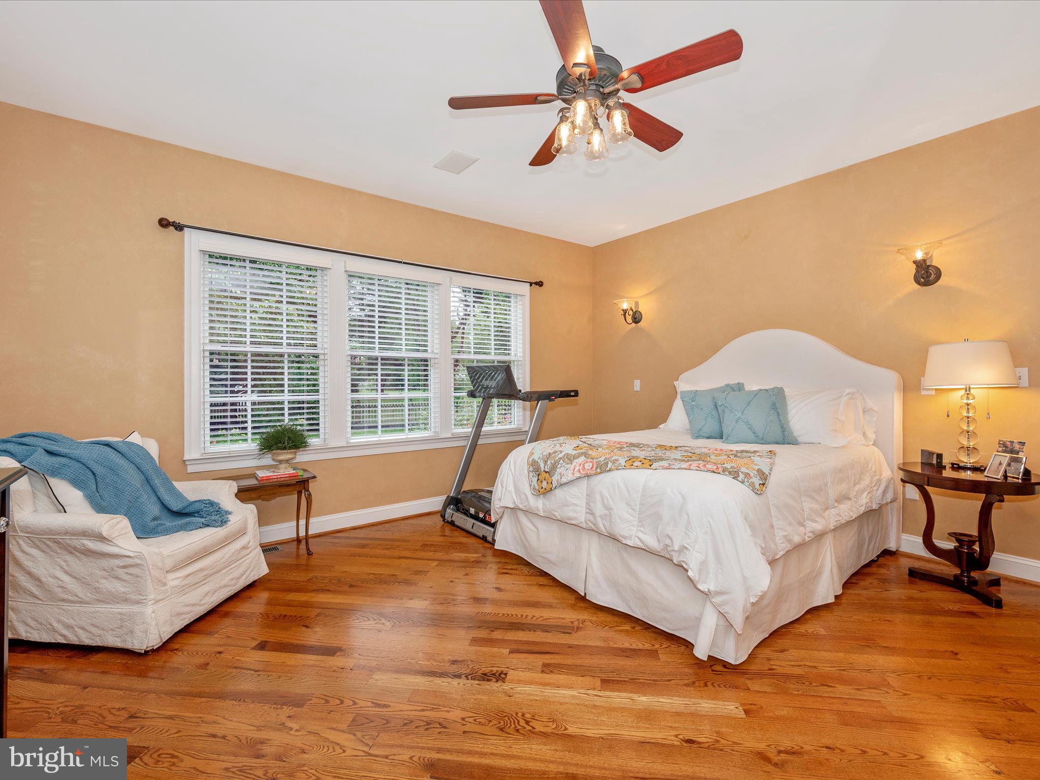8007 Glendale Ct