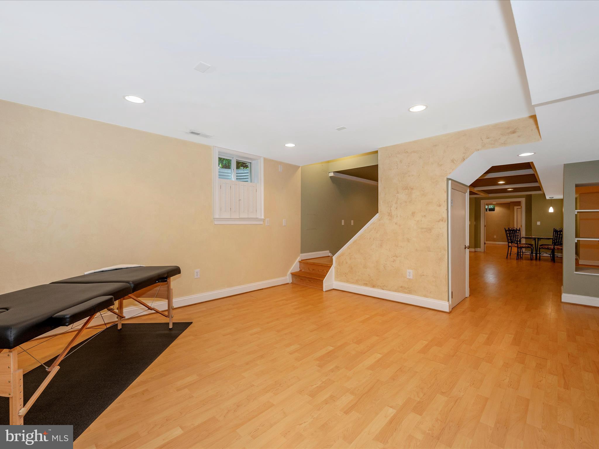 8007 Glendale Ct