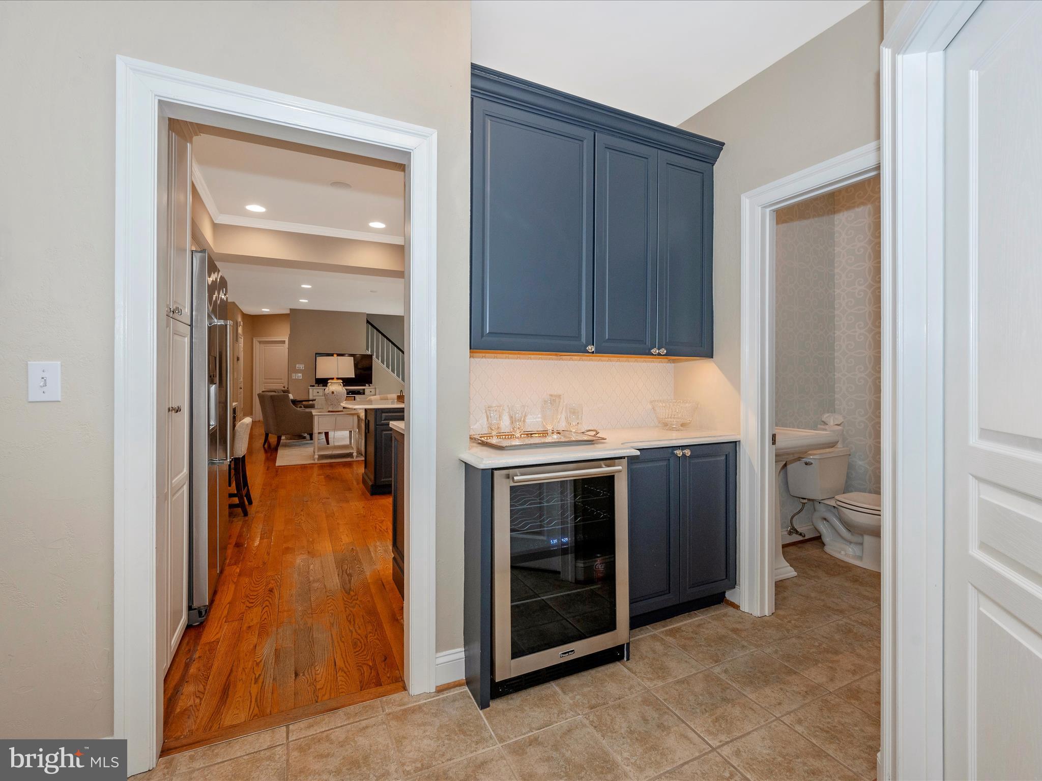 8007 Glendale Ct