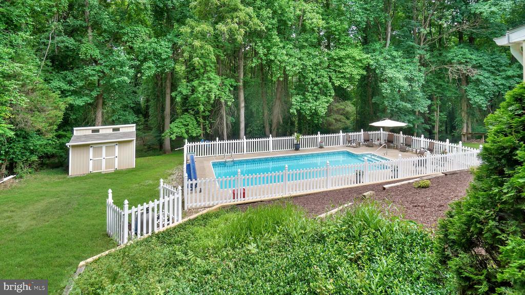 3395 Canary Ct