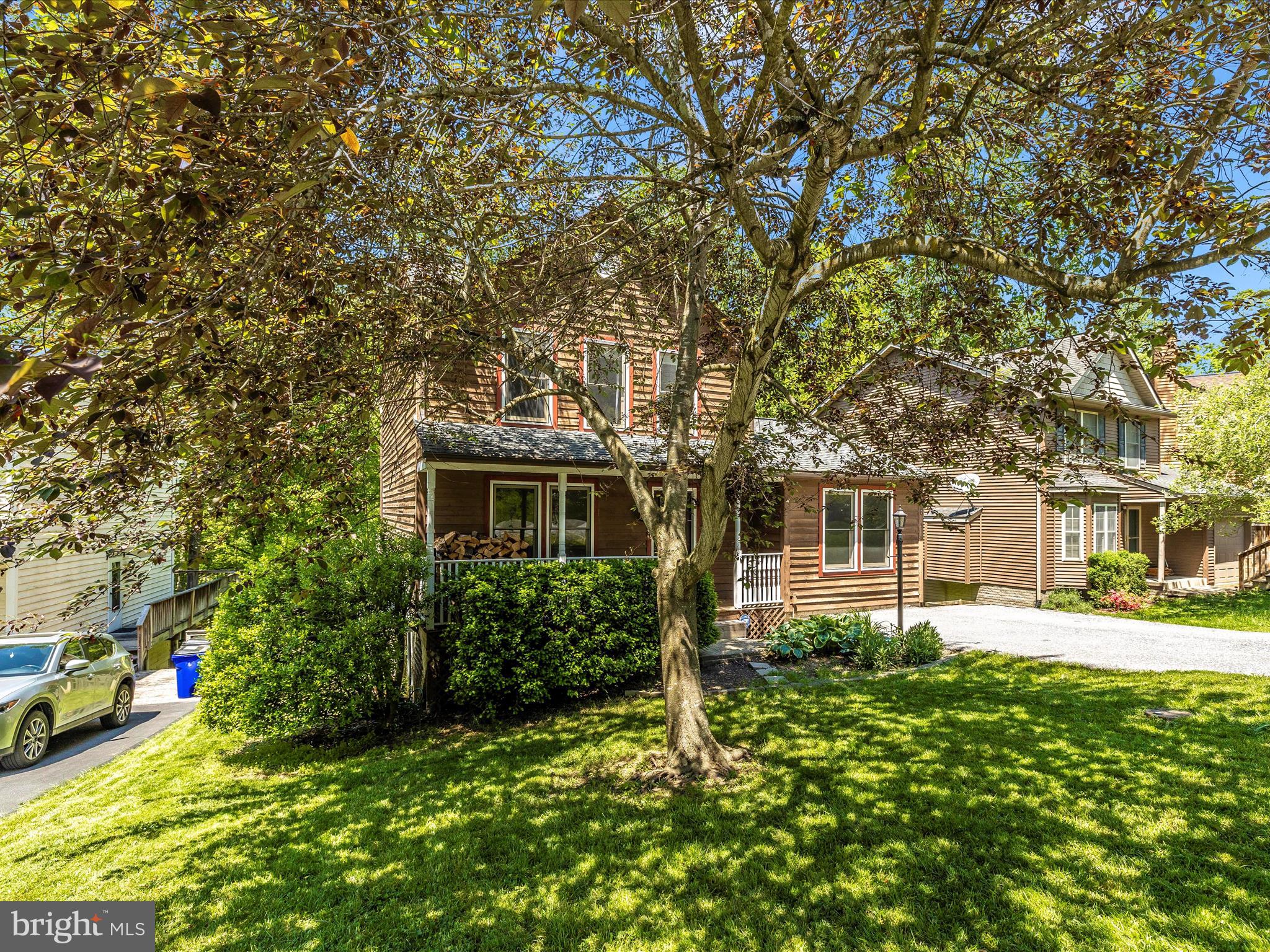 10780 Forest Edge Cir