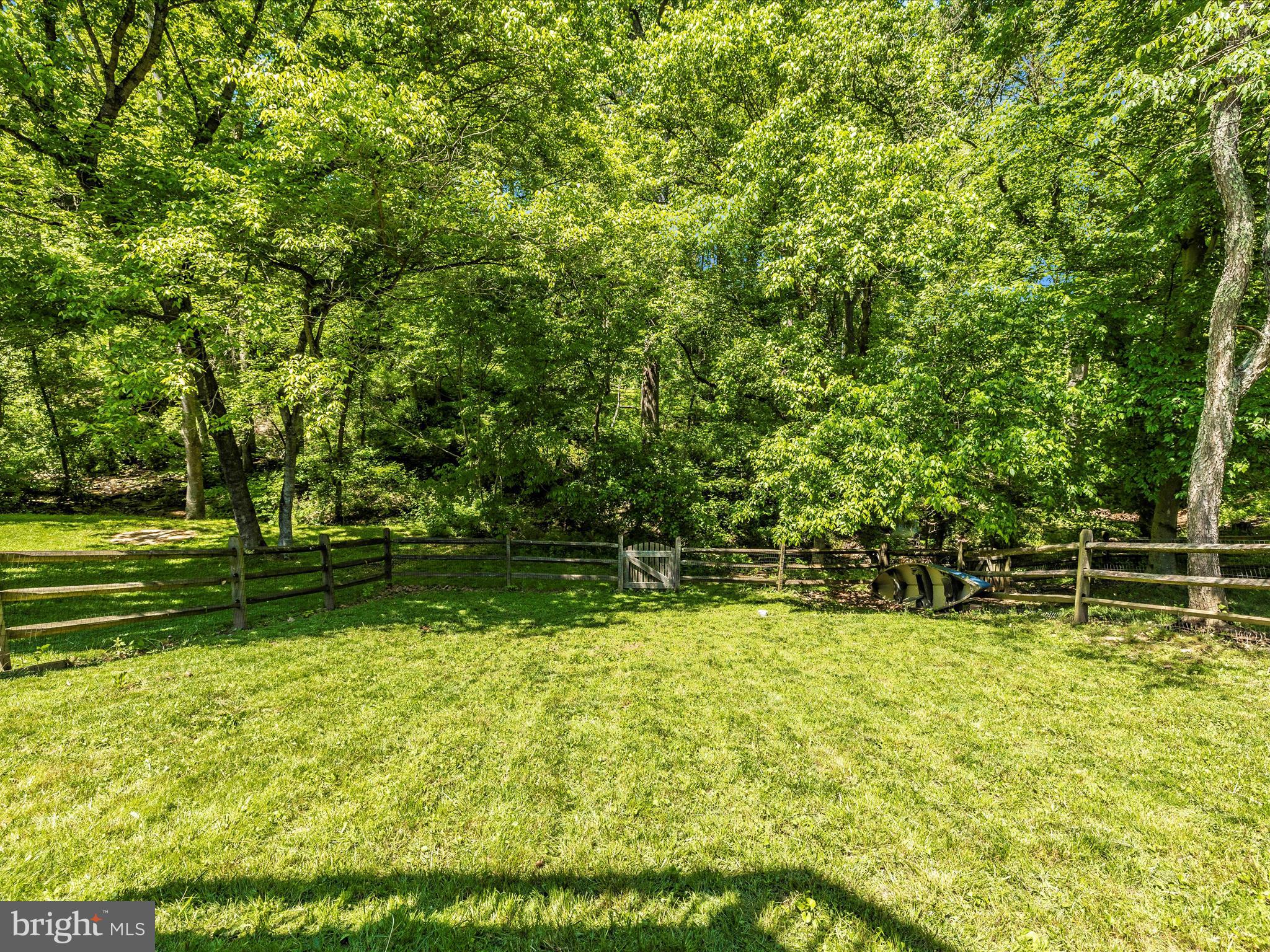 10780 Forest Edge Cir
