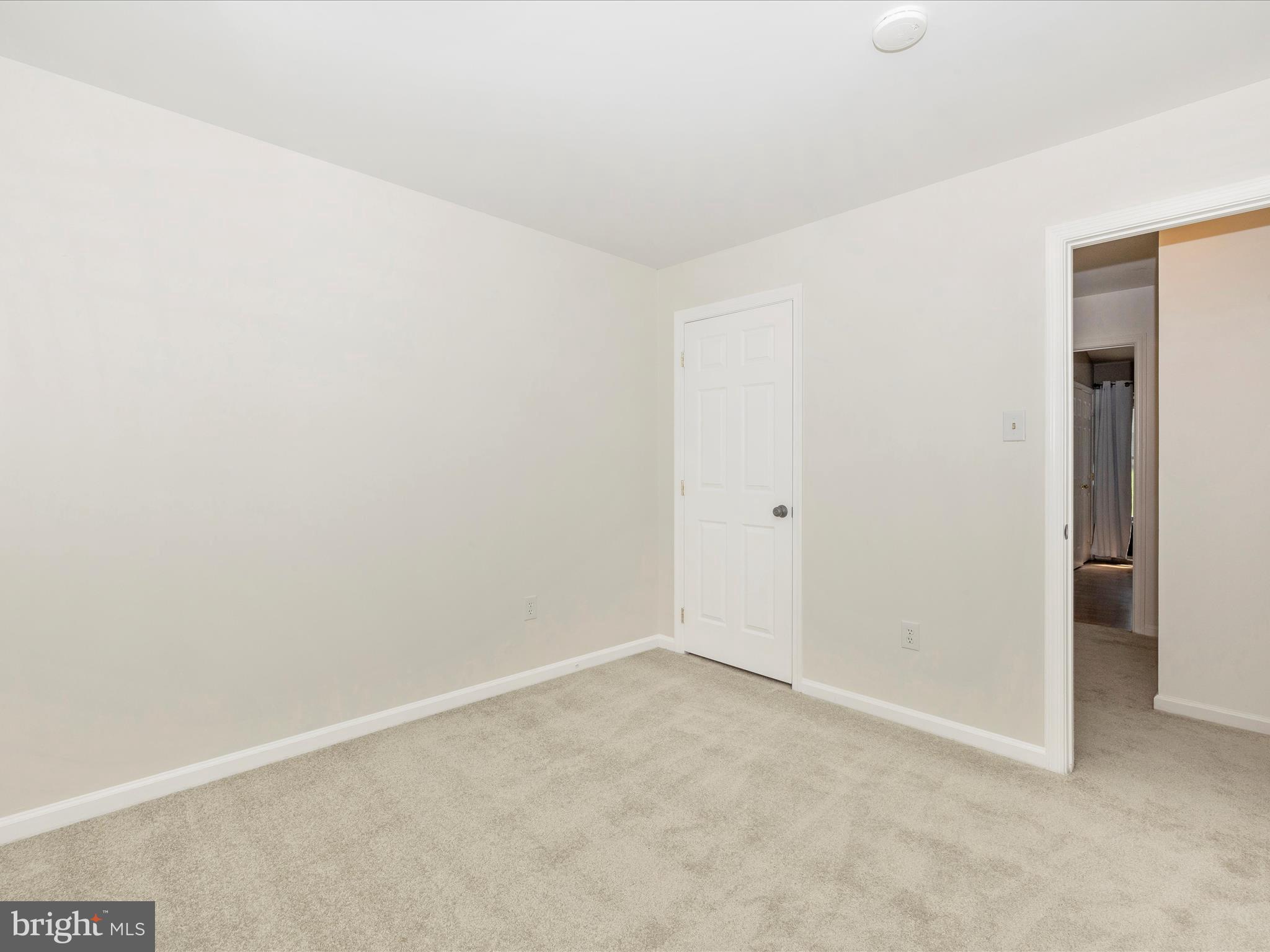 10780 Forest Edge Cir