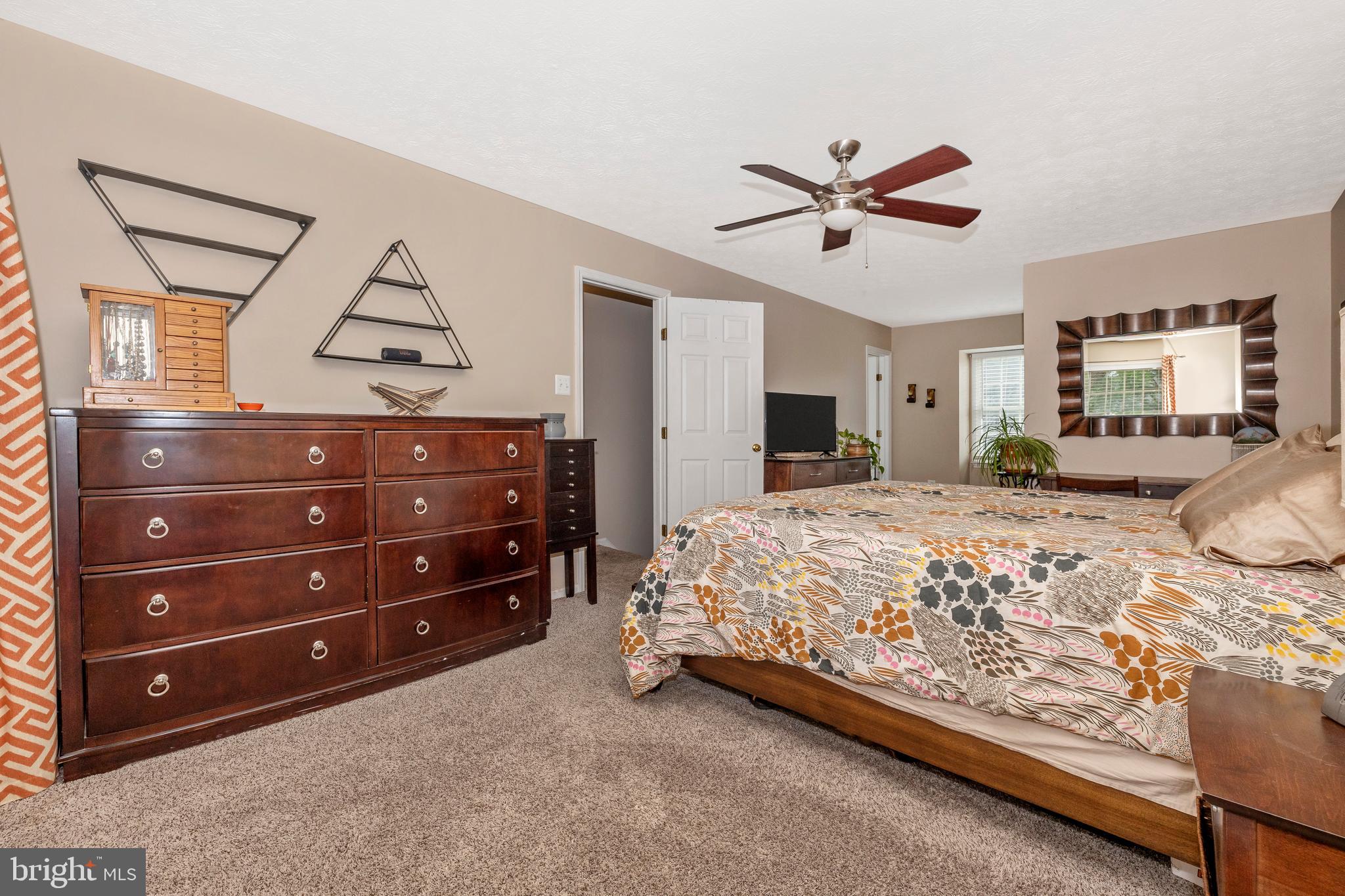 5311 Kingsbrook Dr