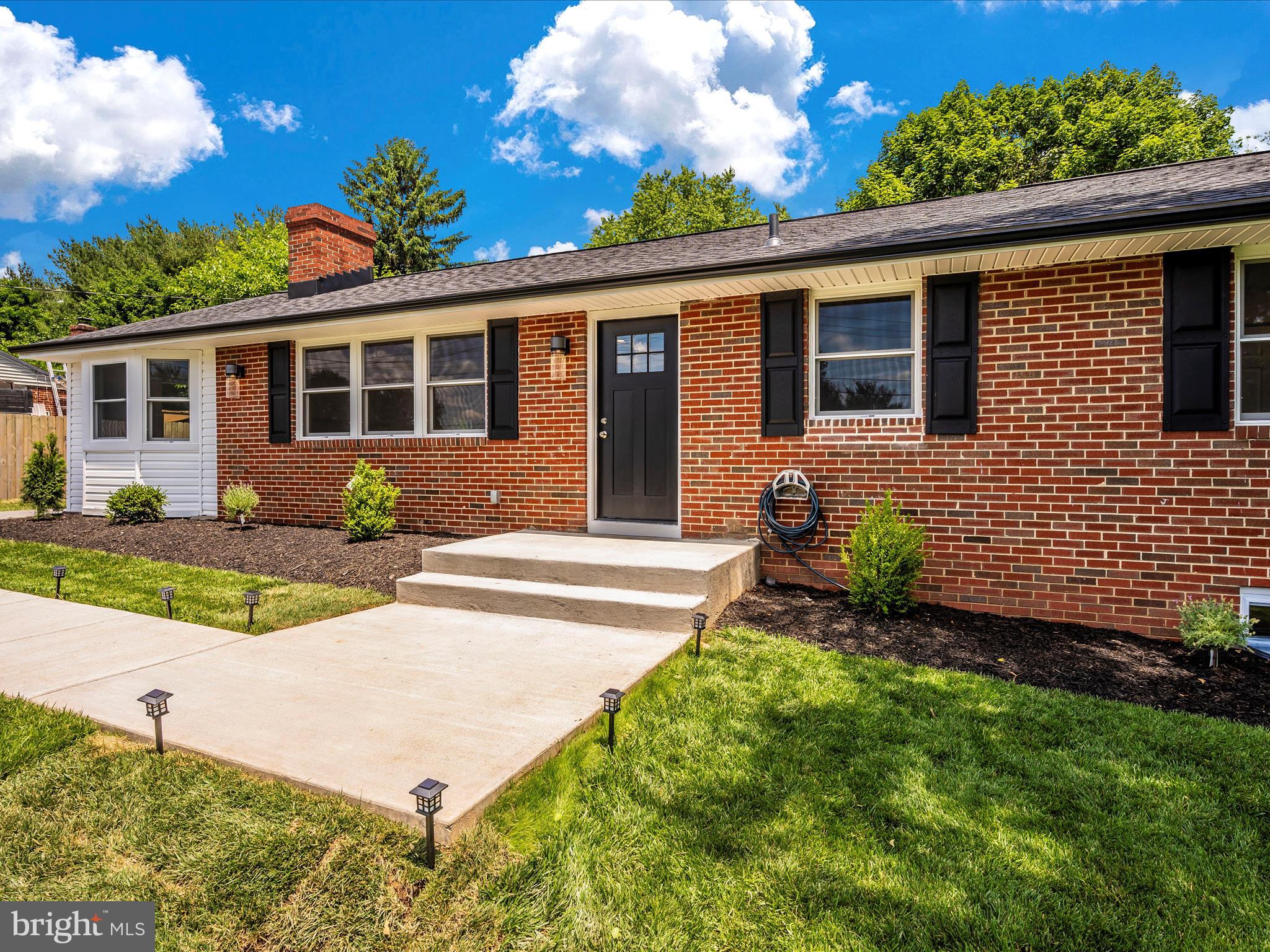 12426 Fingerboard Rd