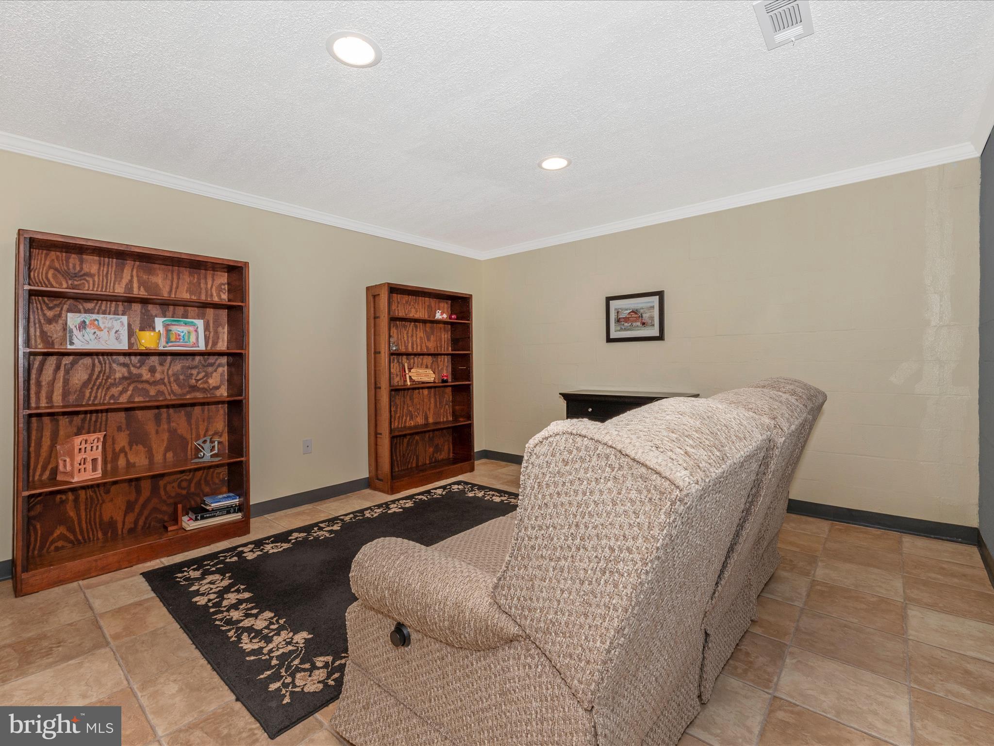 7904 W Brookridge Dr