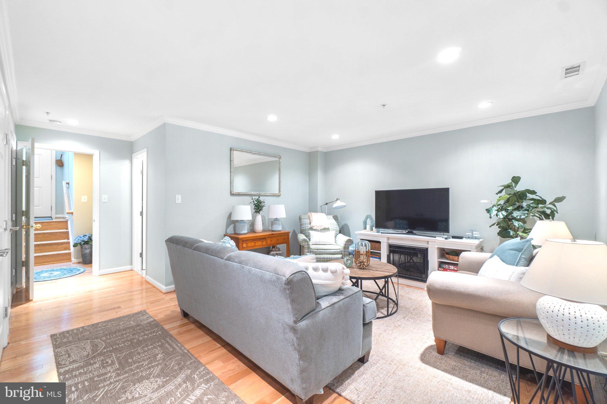 3758 Hope Commons Cir