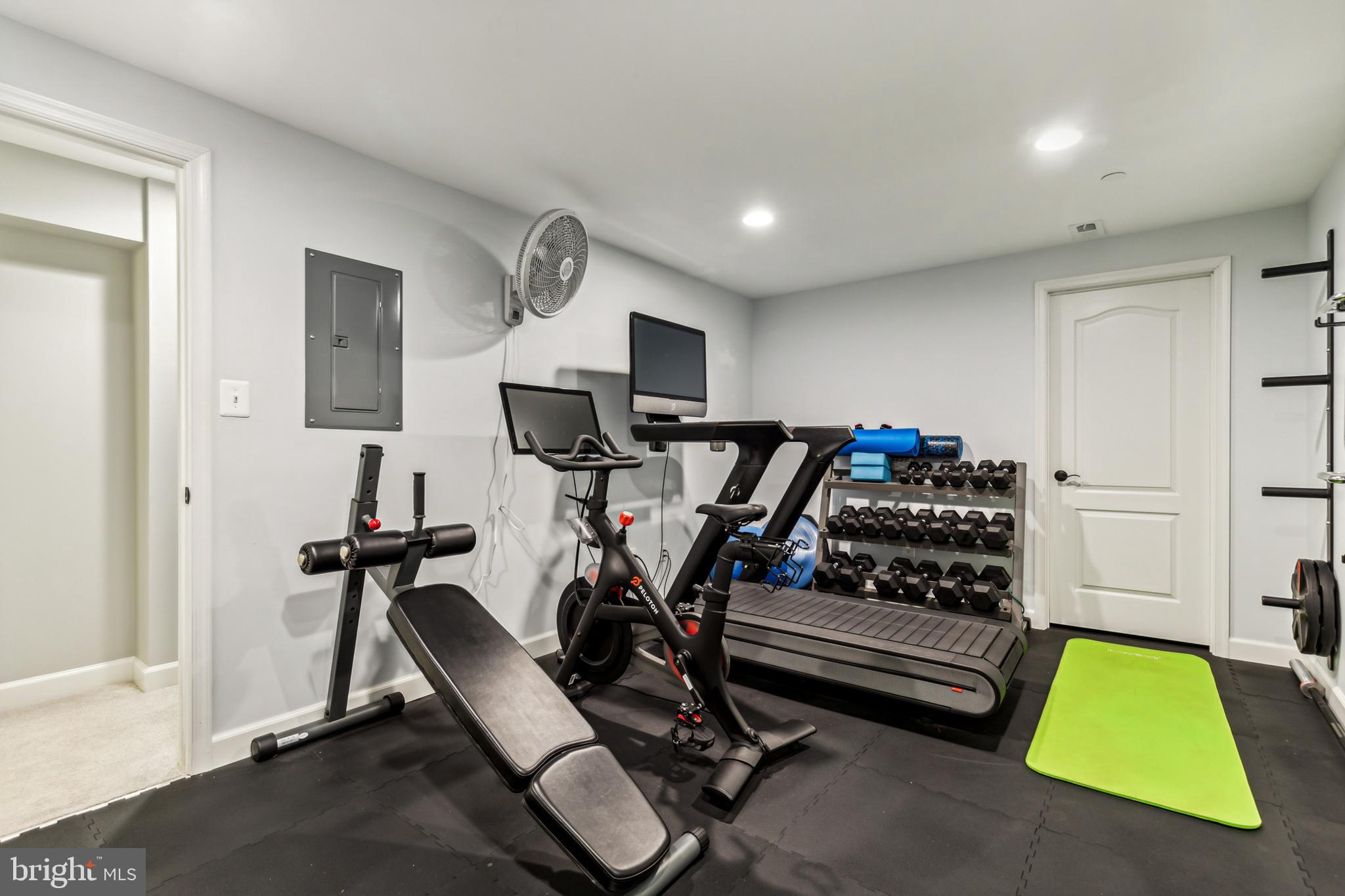 7277 Hattery Farm Ct