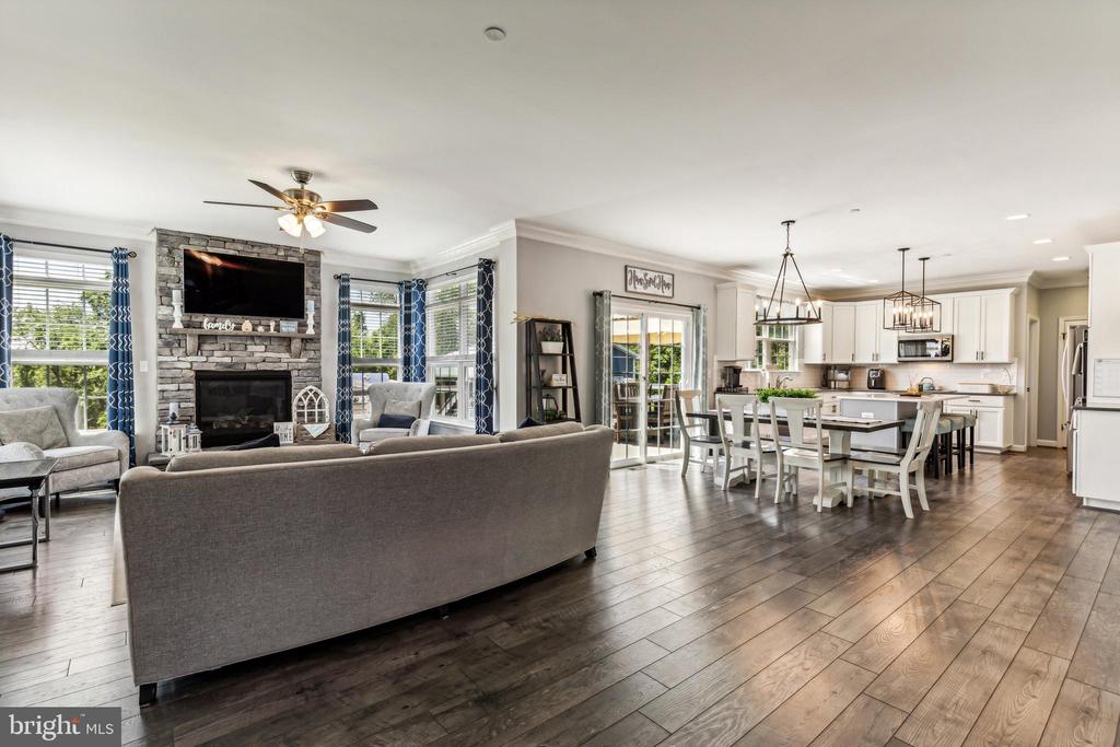7277 Hattery Farm Ct