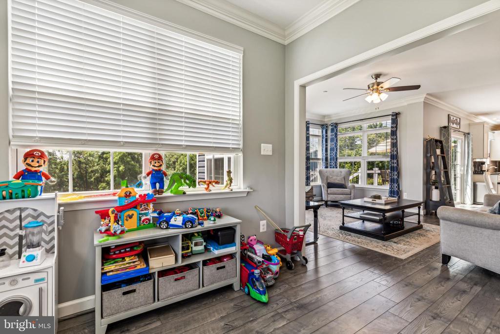 7277 Hattery Farm Ct