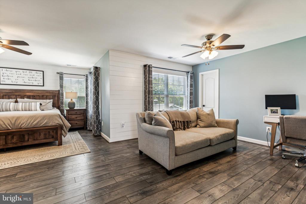 7277 Hattery Farm Ct