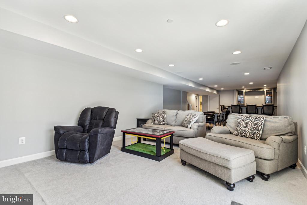 7277 Hattery Farm Ct