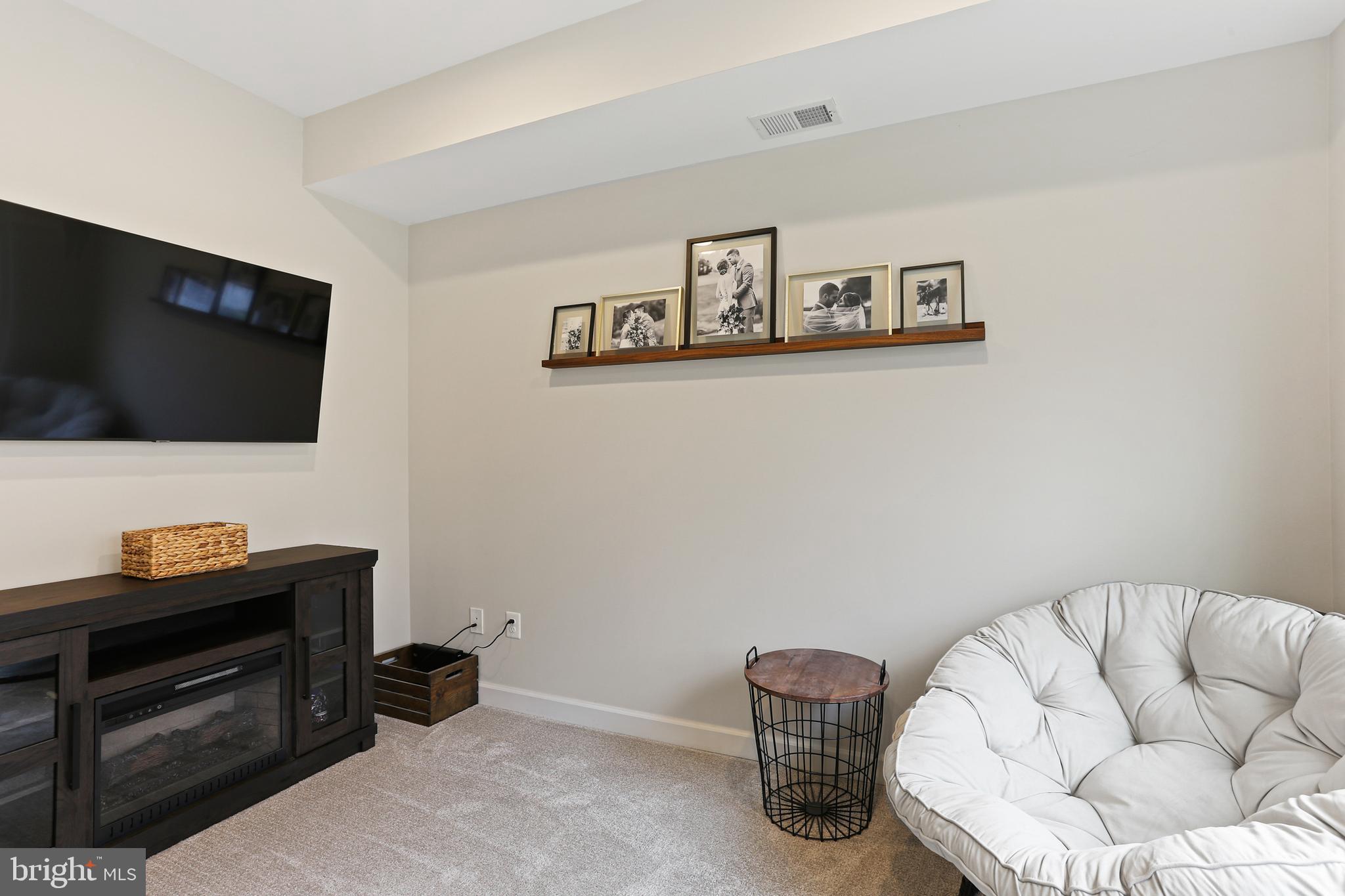 3609 KATHERINE WAY