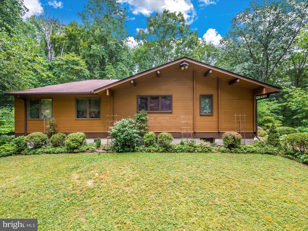 12644 Jesse Smith Rd