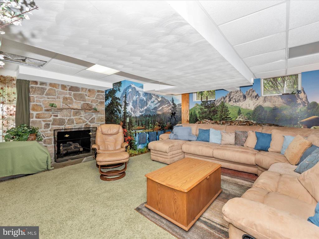 12644 Jesse Smith Rd