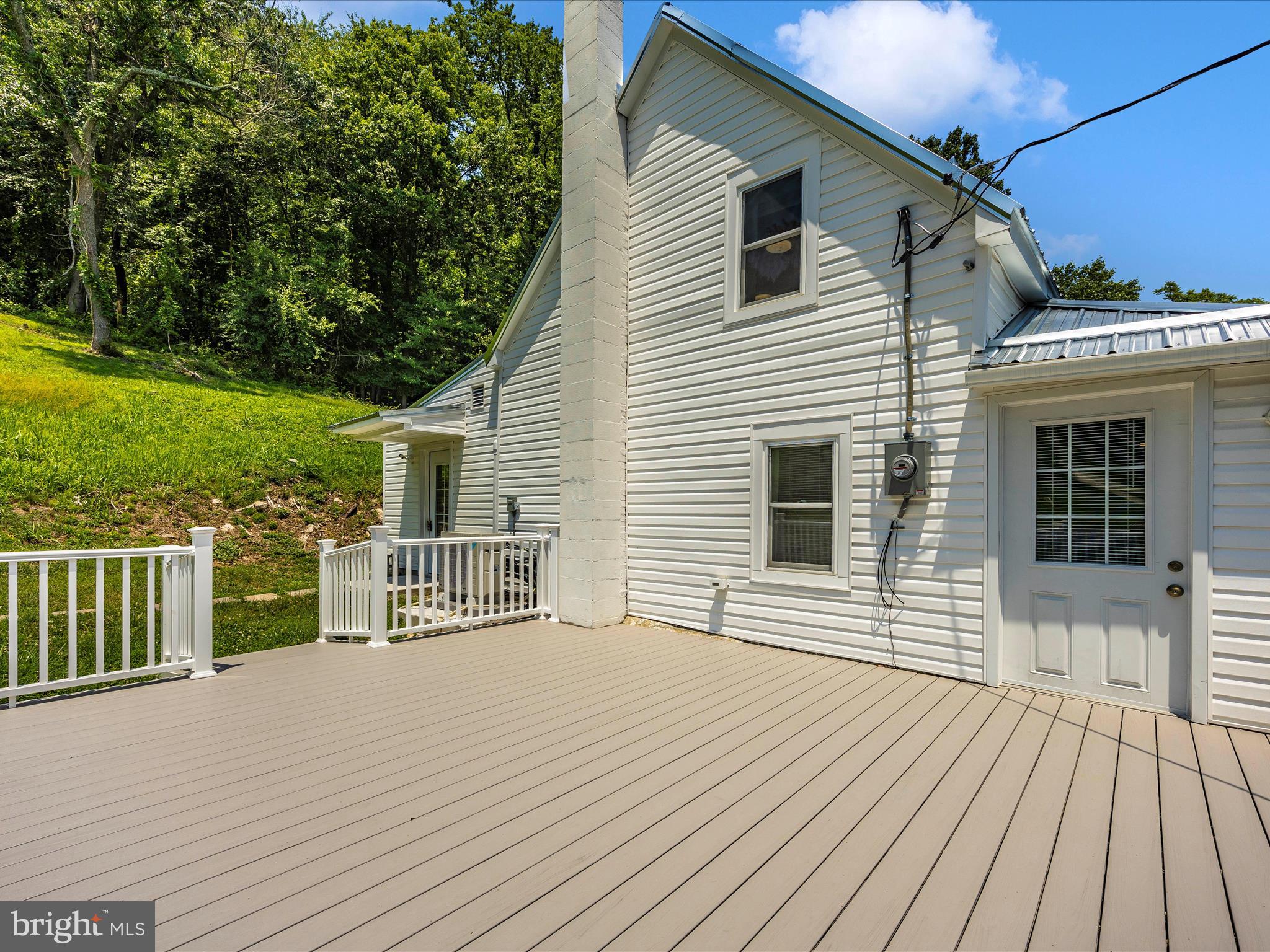6824 MOUNTAIN CHURCH RD