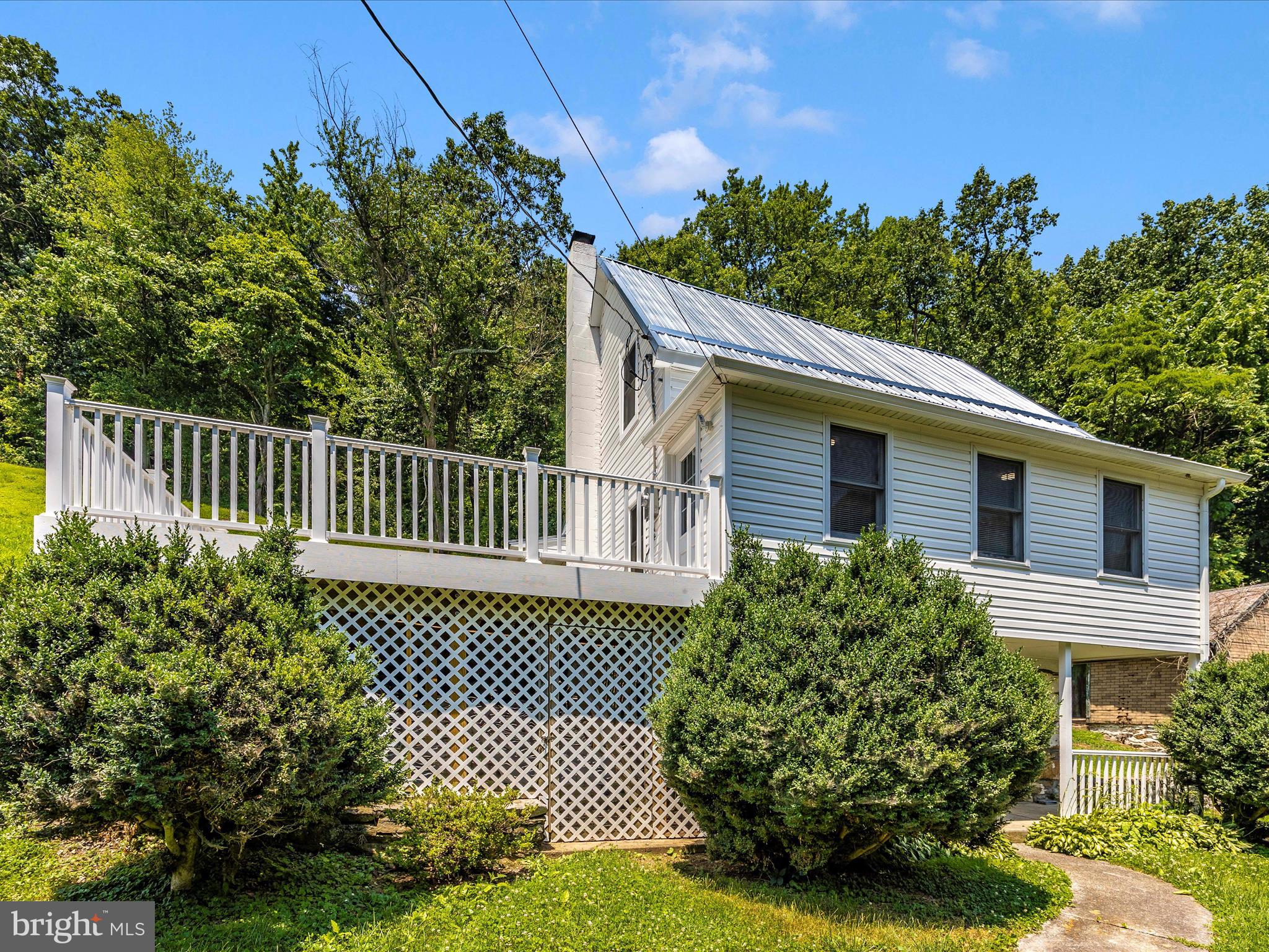 6824 MOUNTAIN CHURCH RD
