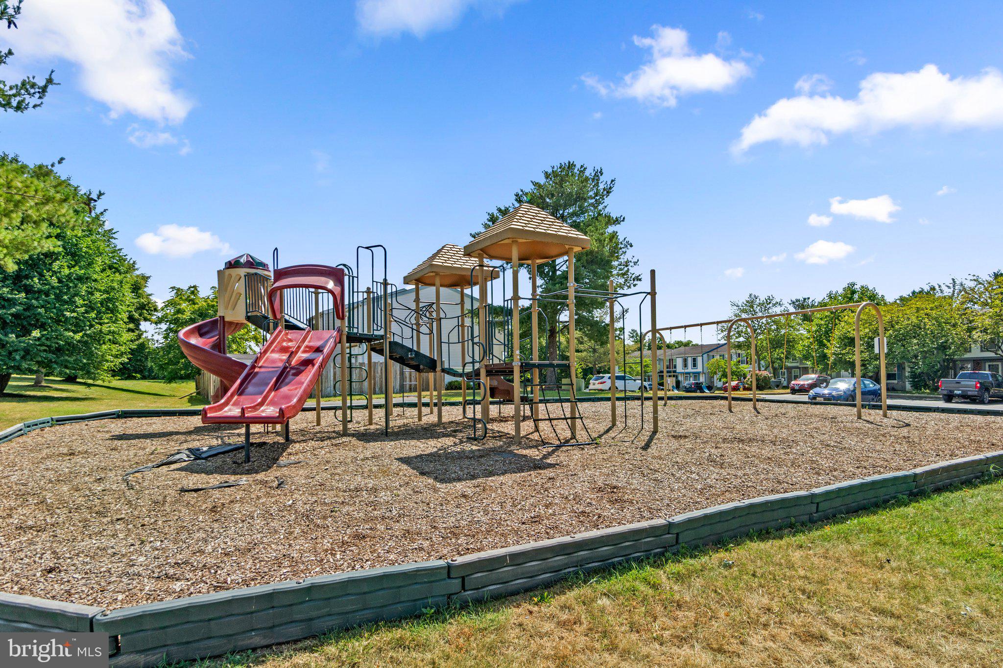 5803 Drawbridge Ct