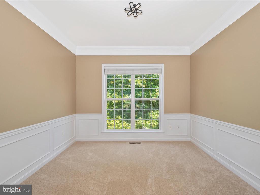 229 Galyn Dr