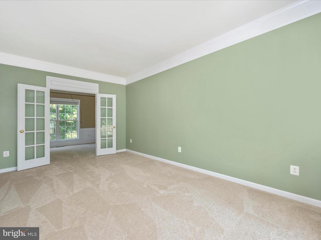 229 Galyn Dr