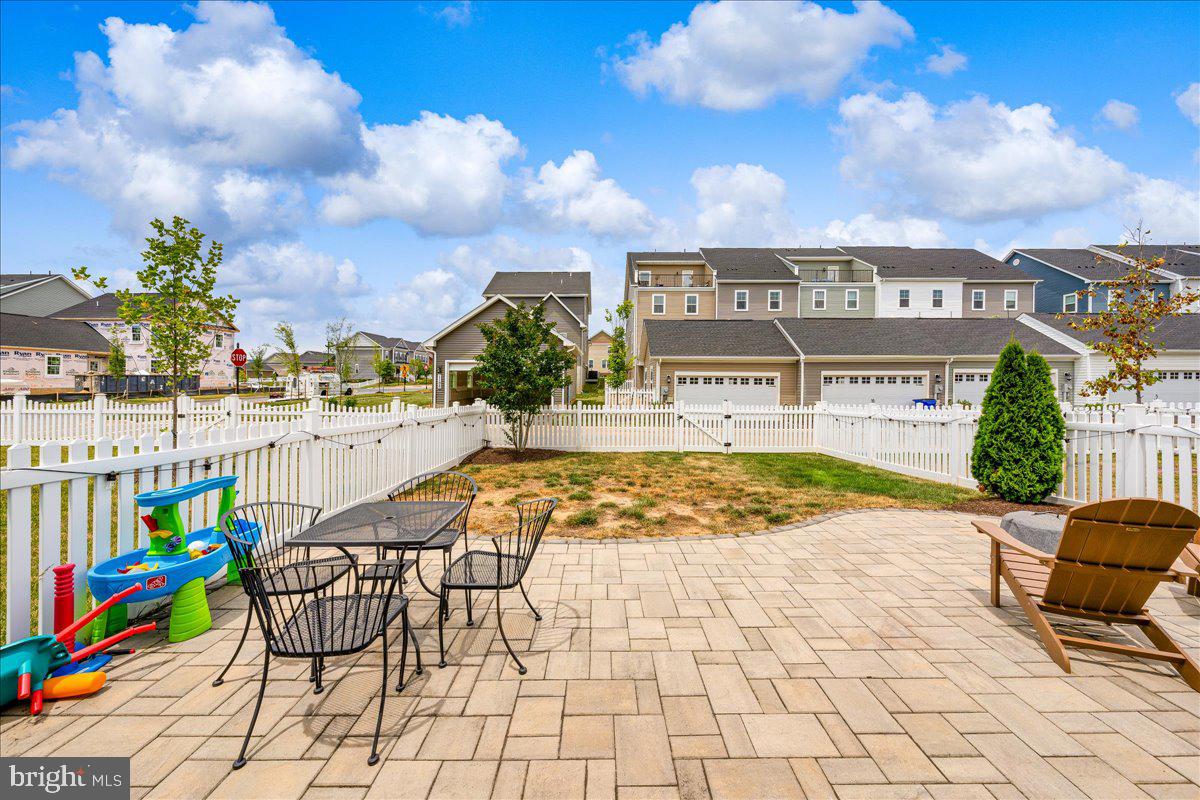 1203 Pennington Dr
