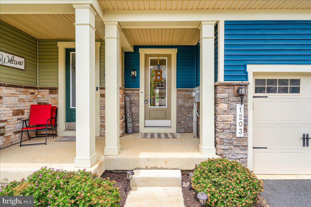 1203 Pennington Dr