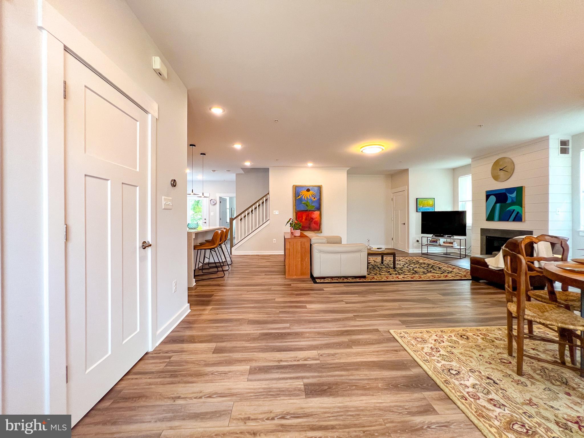 1106 Furgeson Ln