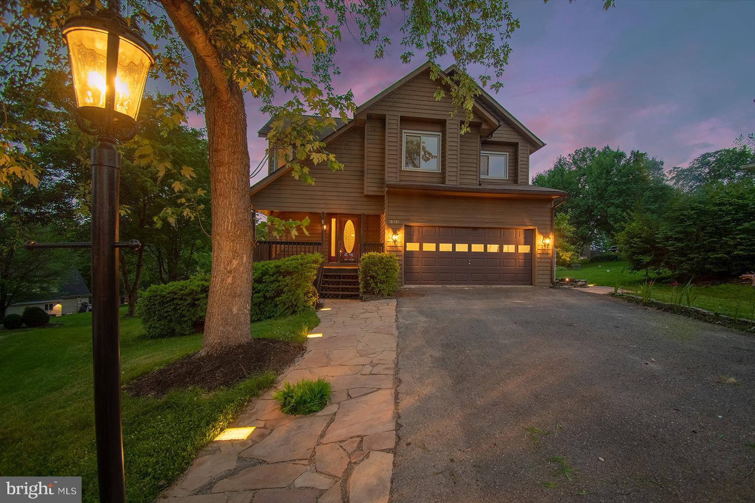 10391 MEADOWLAKE CIR