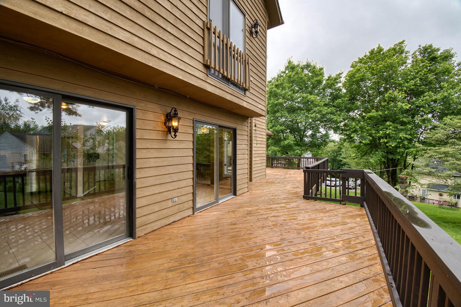 10391 MEADOWLAKE CIR