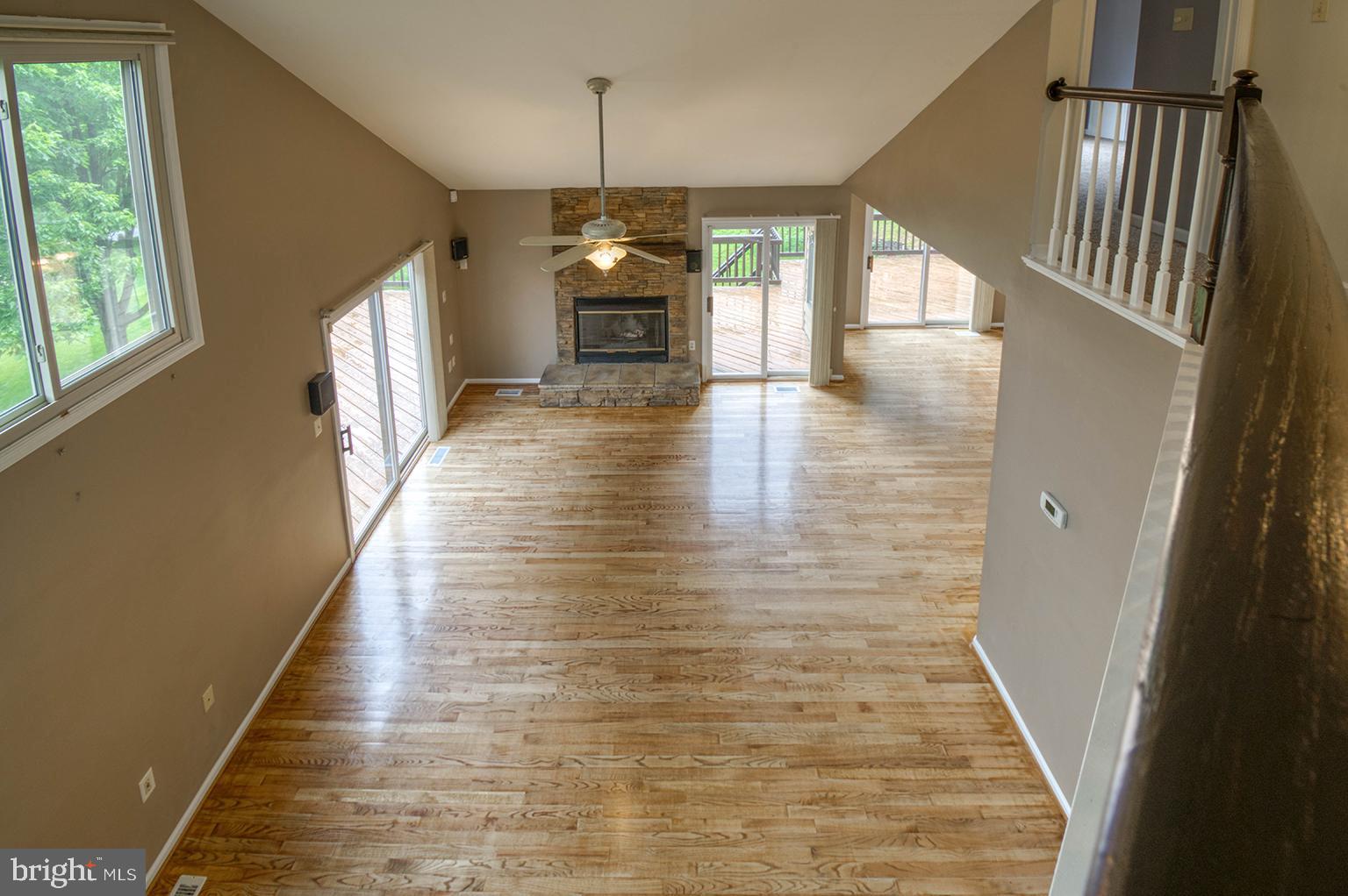 10391 MEADOWLAKE CIR
