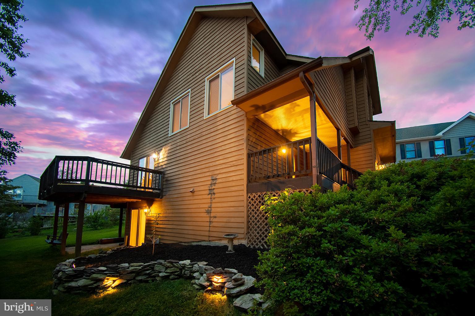 10391 MEADOWLAKE CIR
