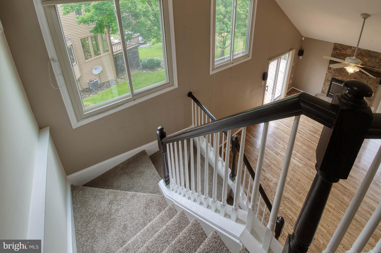 10391 MEADOWLAKE CIR