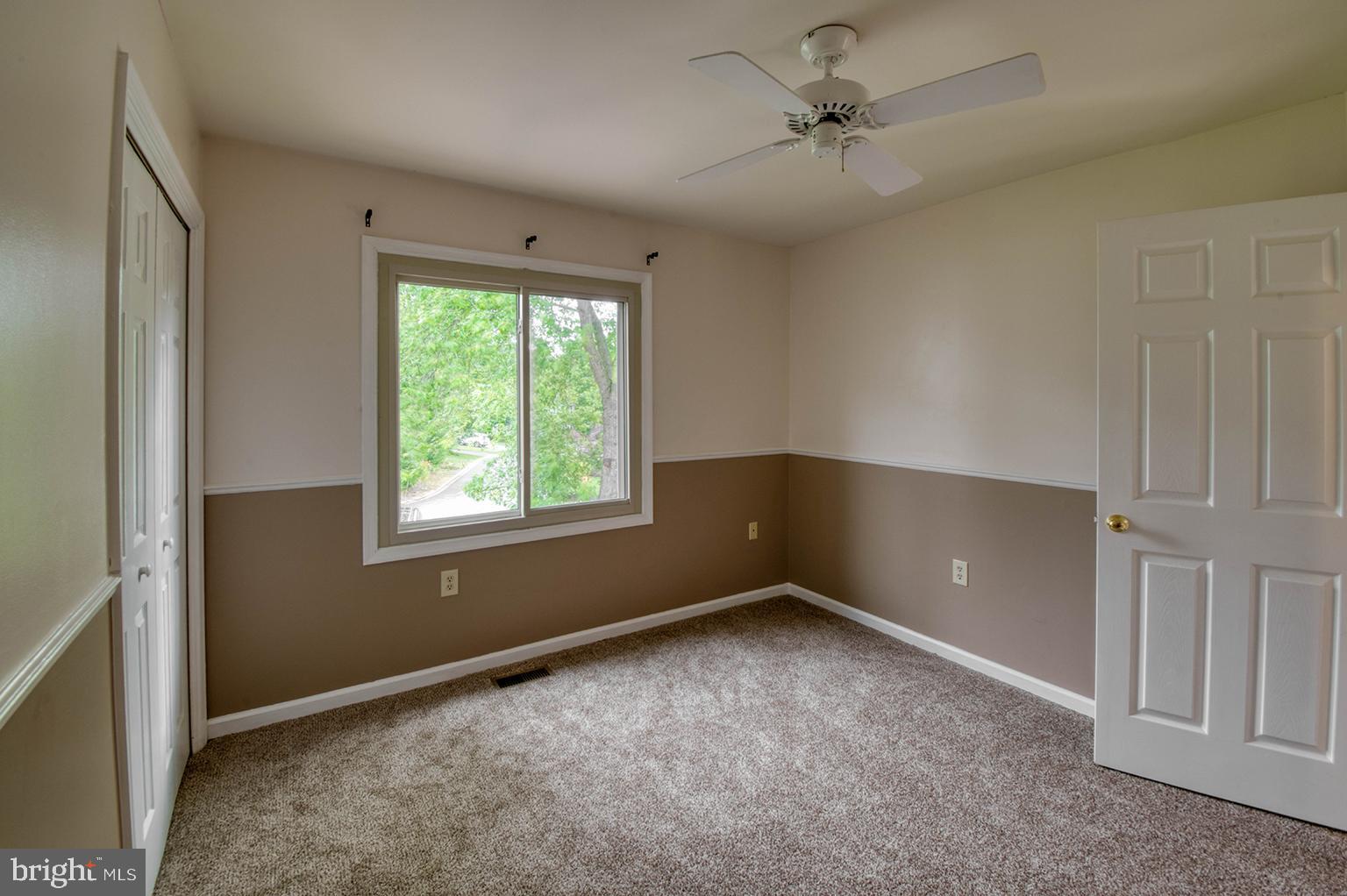 10391 MEADOWLAKE CIR