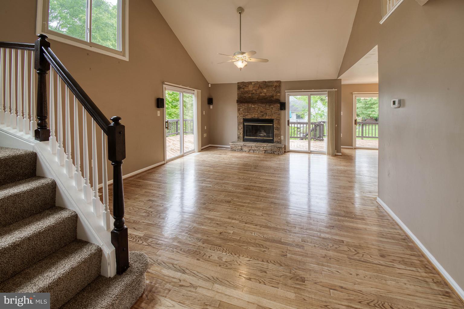 10391 MEADOWLAKE CIR