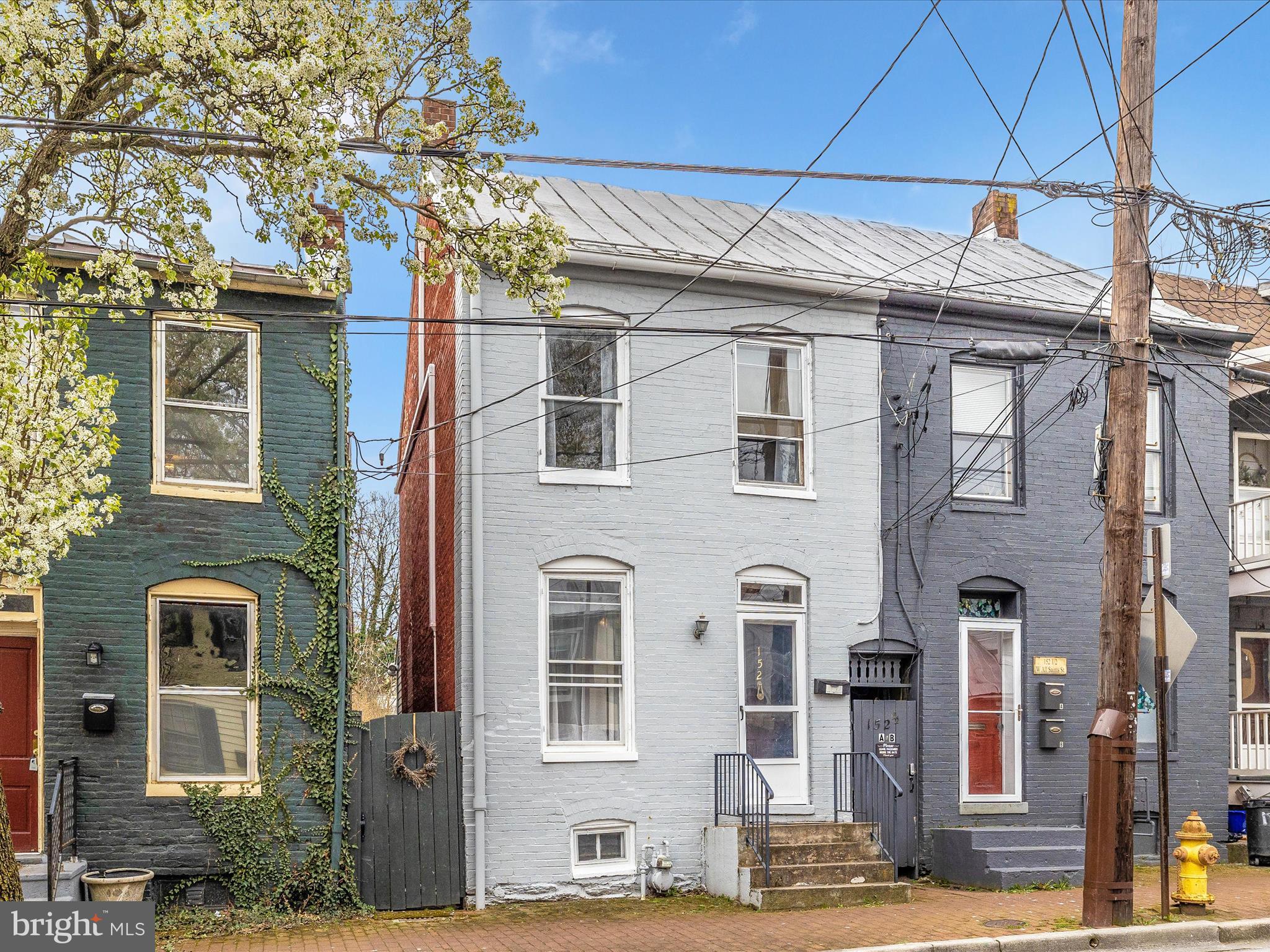 152 W ALL SAINTS ST