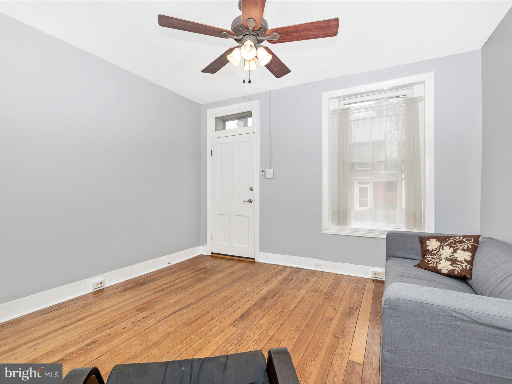 152 W ALL SAINTS ST