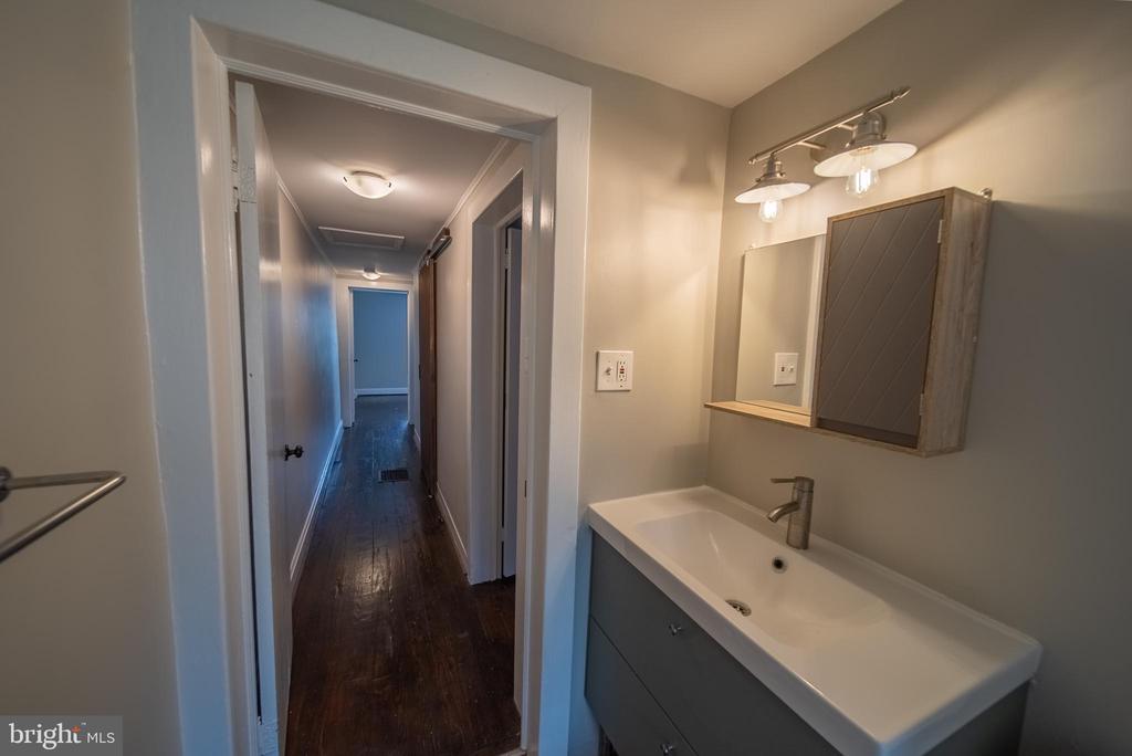 214 6TH STREET ST #214A