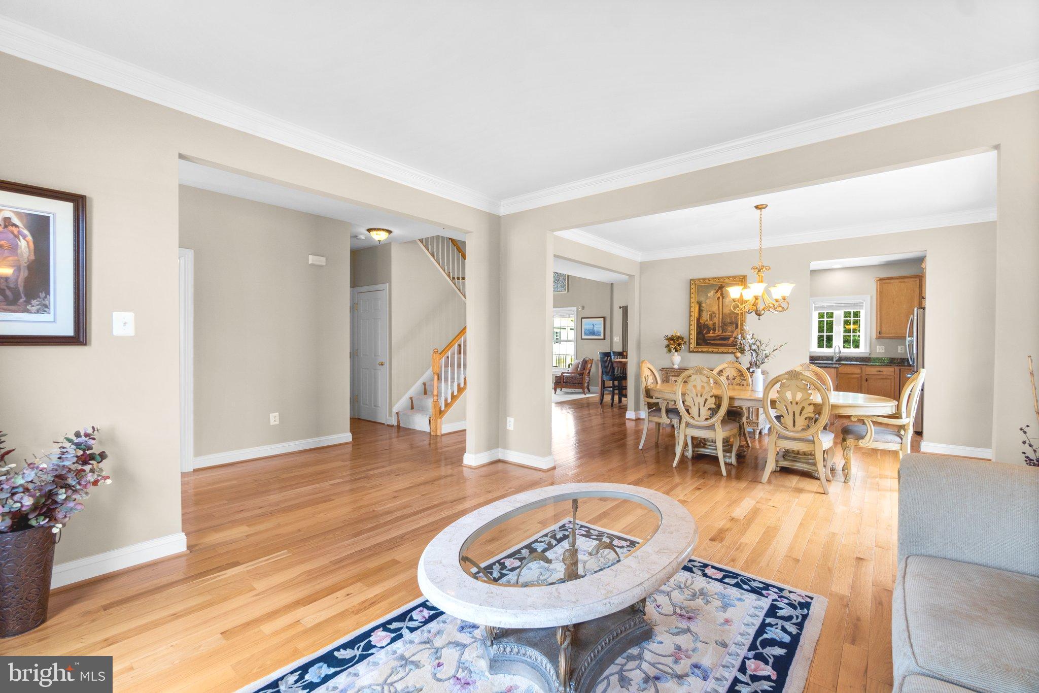 303 Poultney Pl