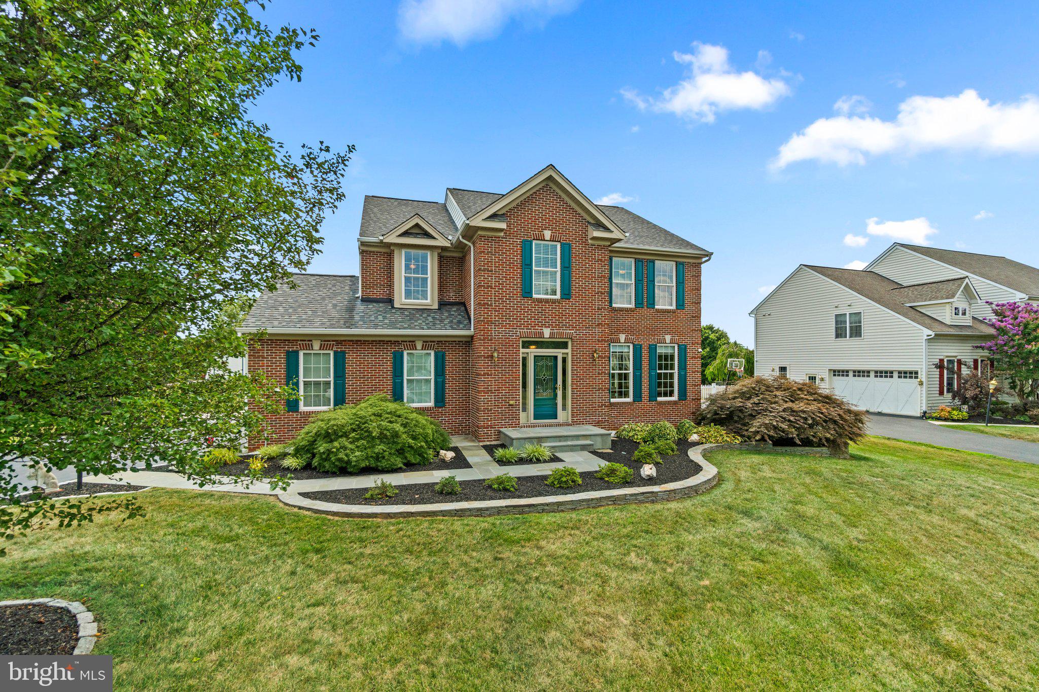 303 Poultney Pl