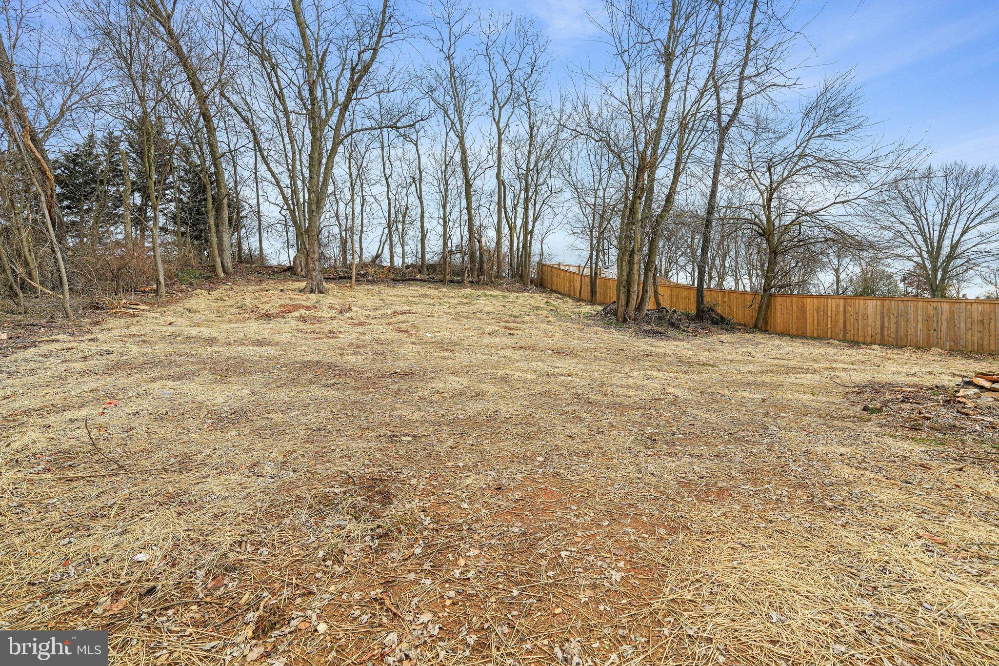 8821 Clemsonville Rd