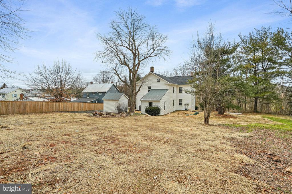 8821 Clemsonville Rd