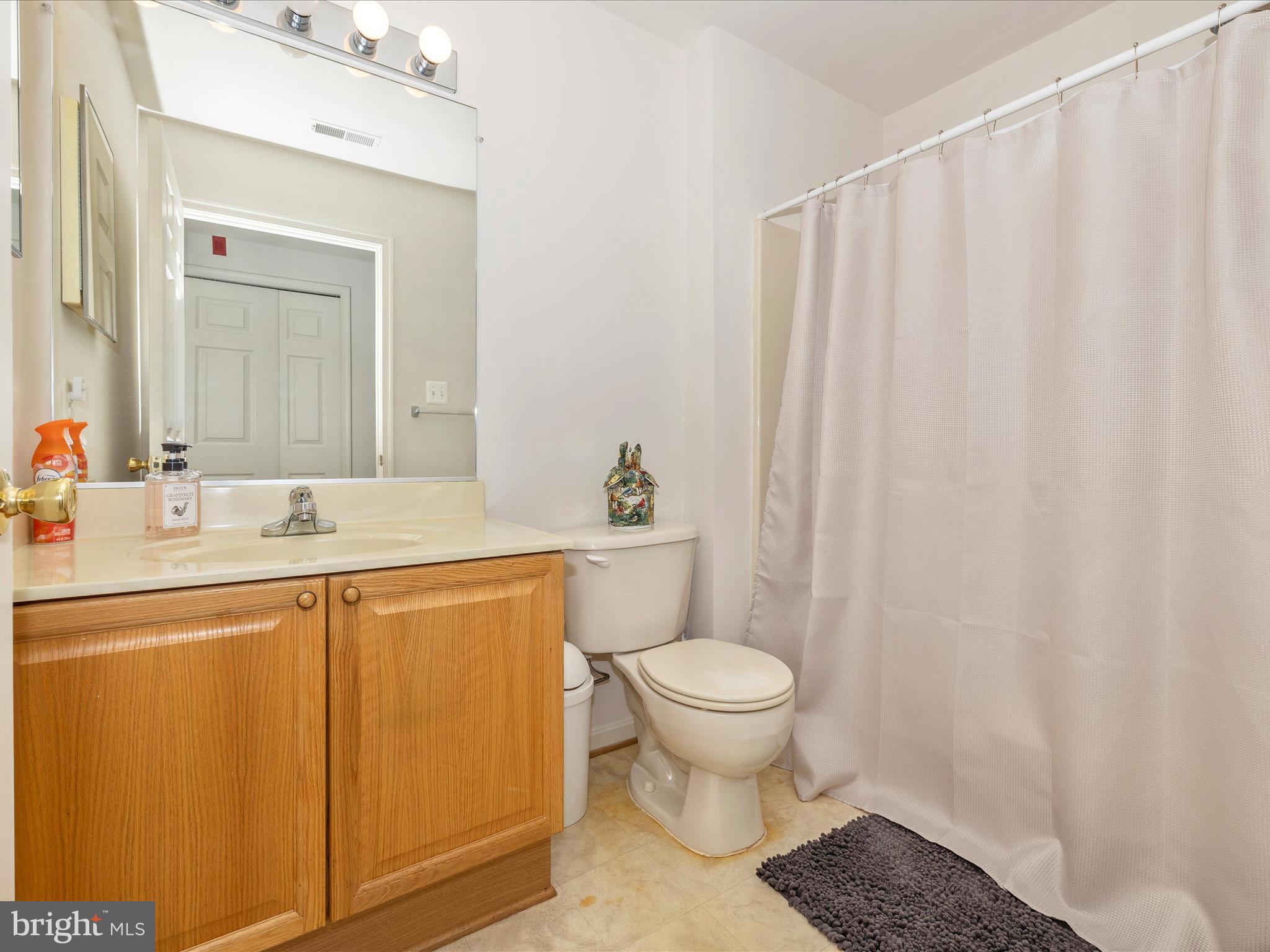 2502 SHELLEY CIRCLE 1C