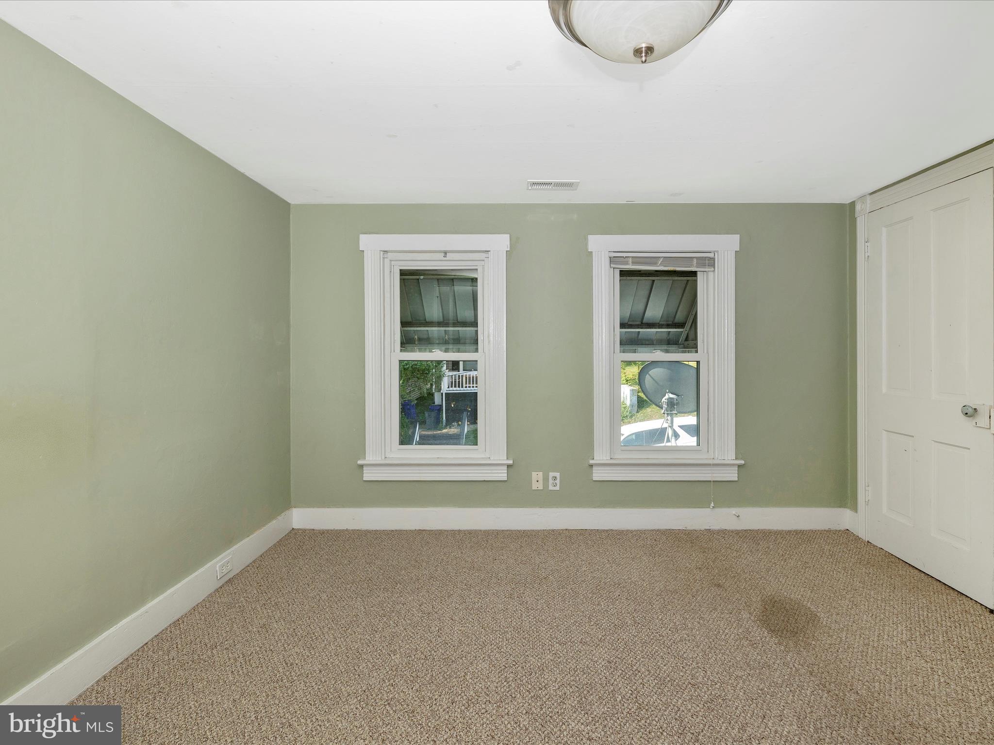 113 W B St